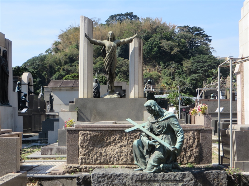 Rio Sao Joao Batista cemeteries361