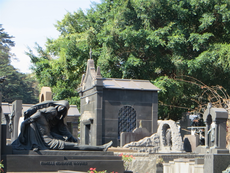 Rio Sao Joao Batista cemeteries361