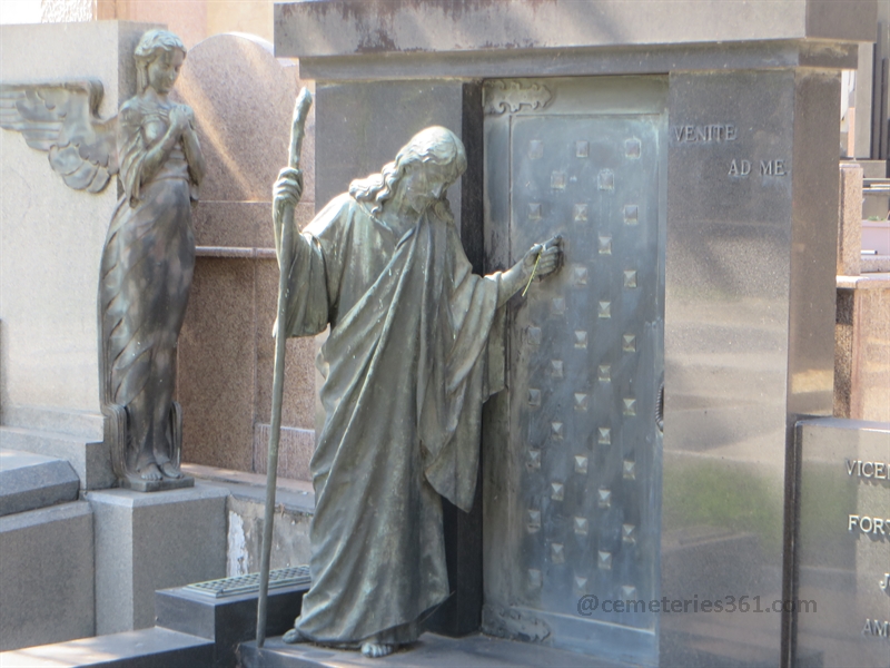 Rio Sao Joao Batista cemeteries361