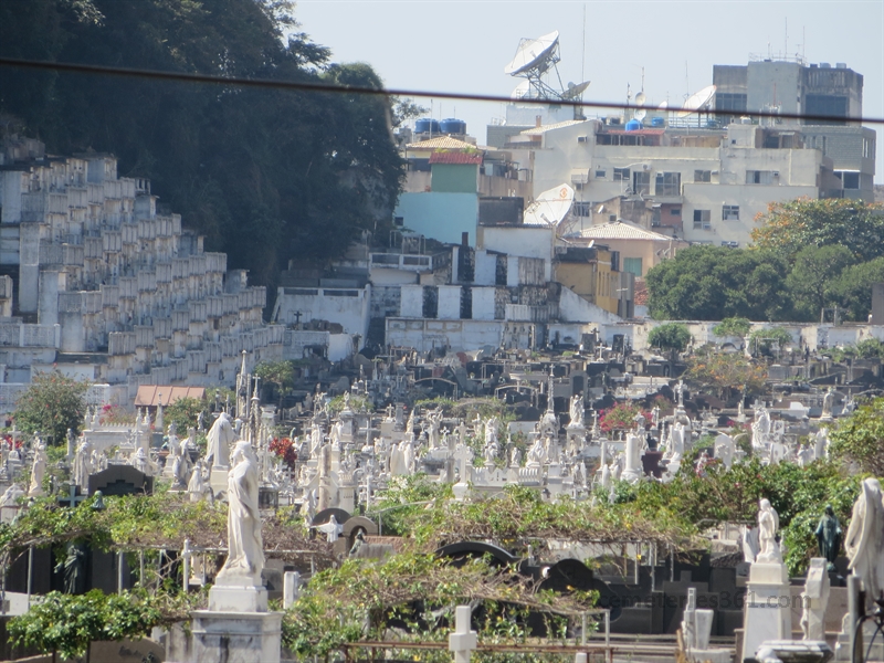 Rio Sao Joao Batista cemeteries361