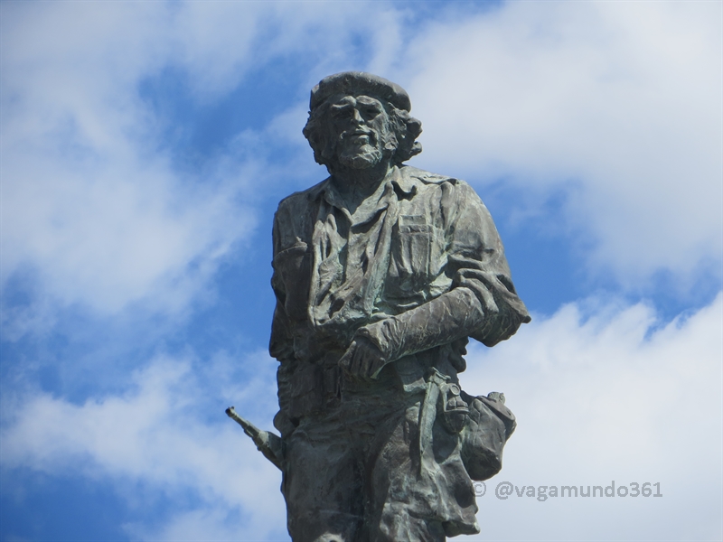 che guevara santa clara monument vagamundo361