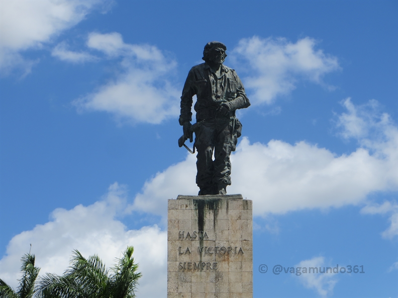 che guevara santa clara monument vagamundo361