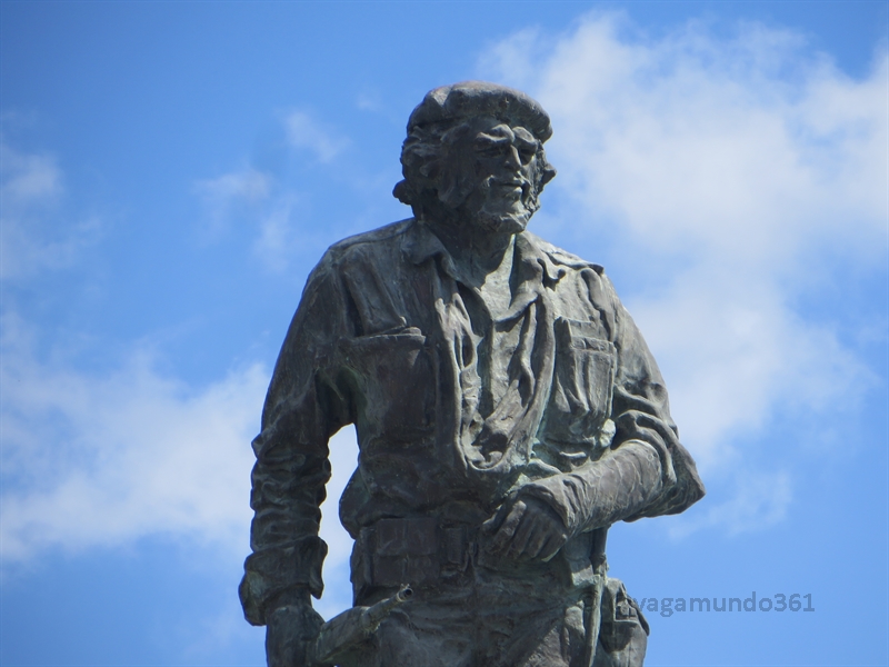 che guevara santa clara monument vagamundo361